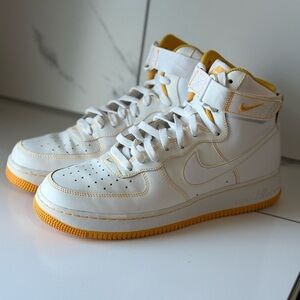 Nike Air Force Size 10 Style Code CV1753-107